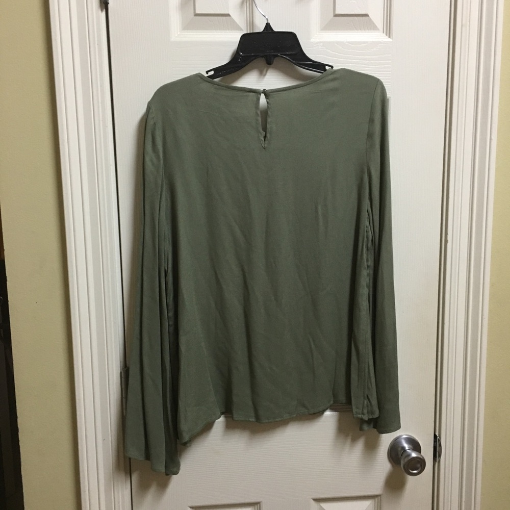 Olive blouse - Picture 4 of 8